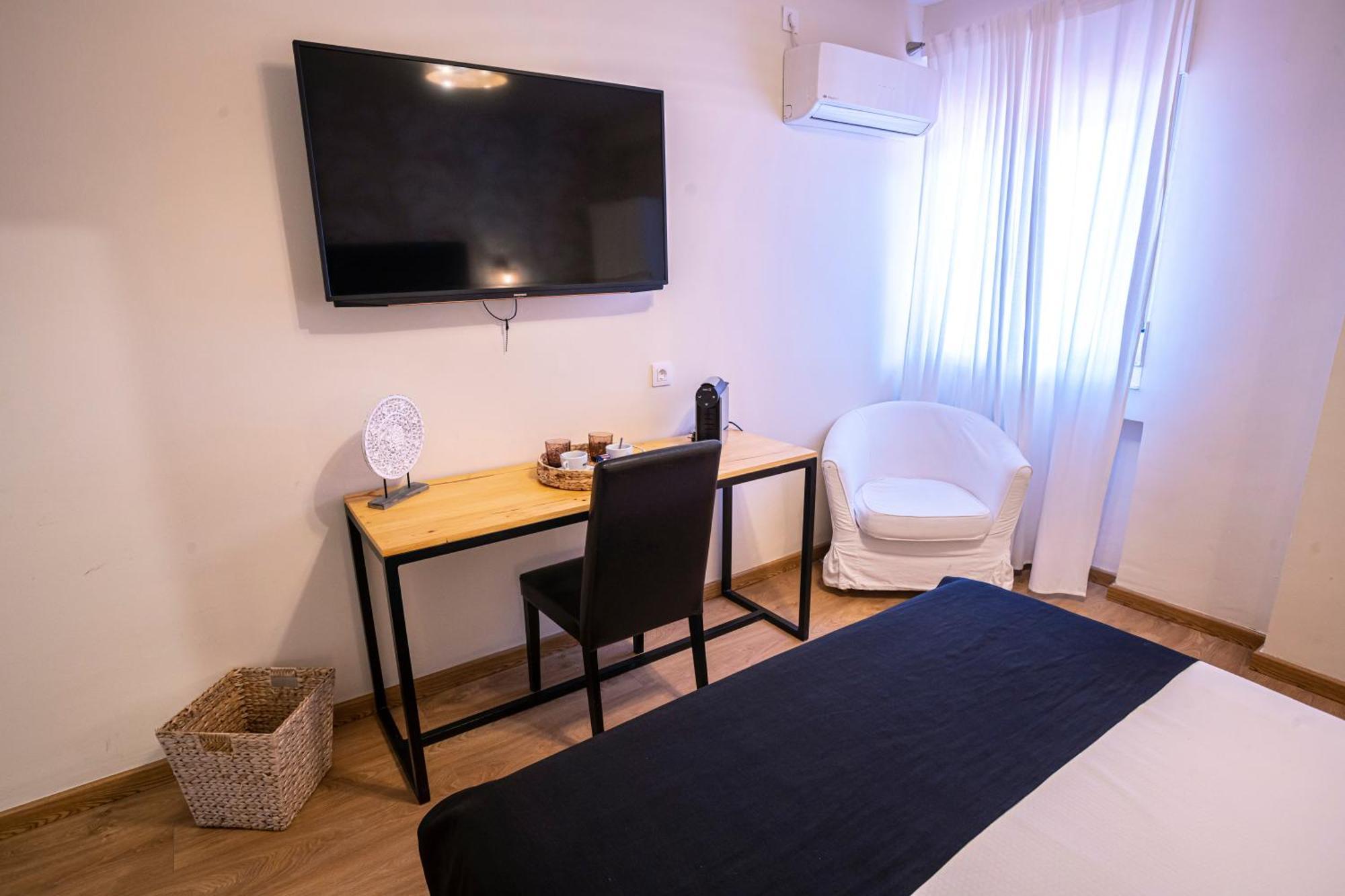 Complejo Roma Hotel อัลเดอานวยวา เดล กามิโน ภายนอก รูปภาพ